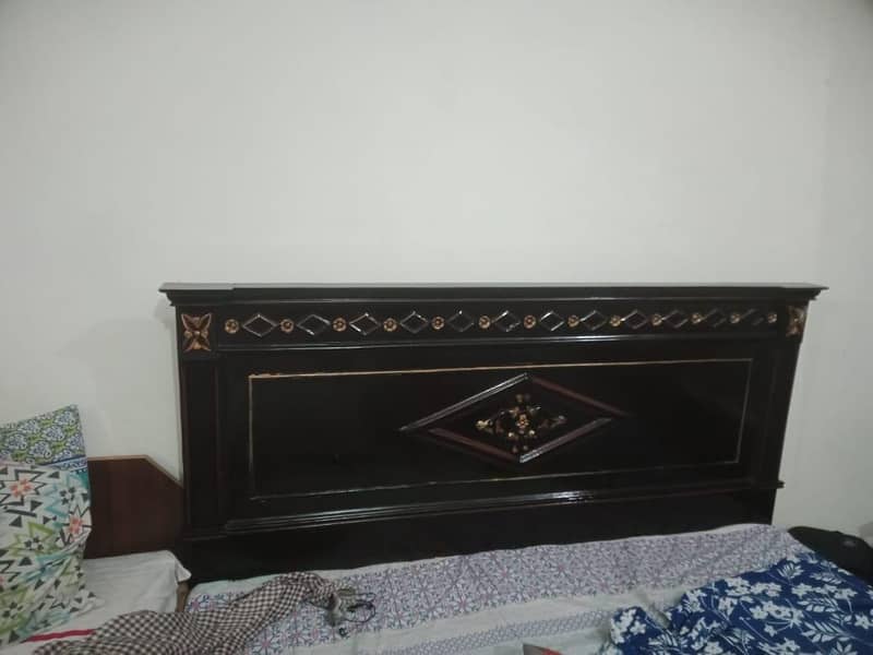 king bed 1