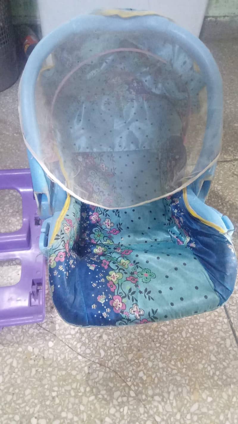 Carry cot 1