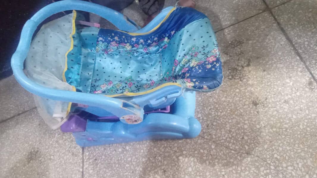 Carry cot 2