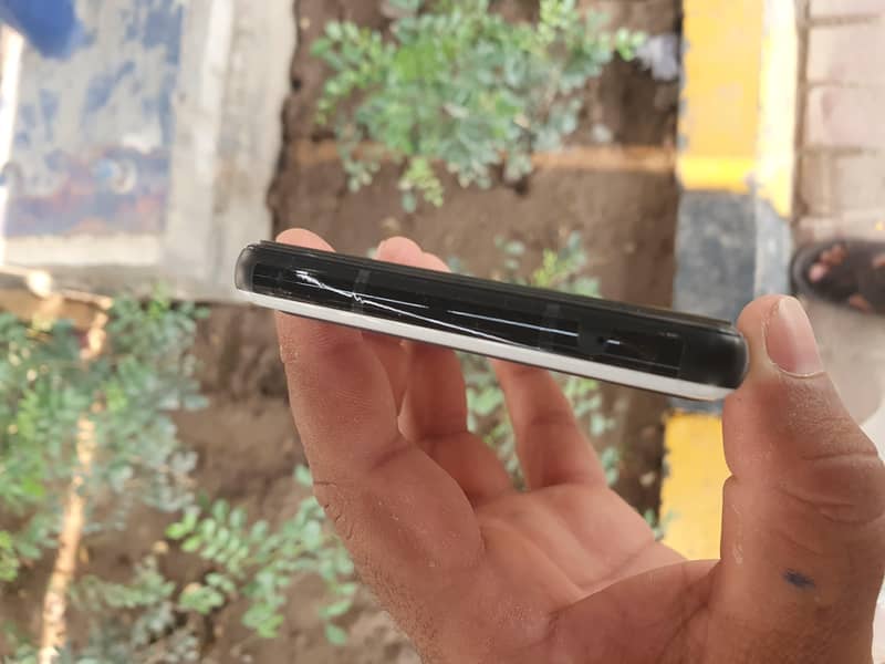 Google Pixel 6a 1