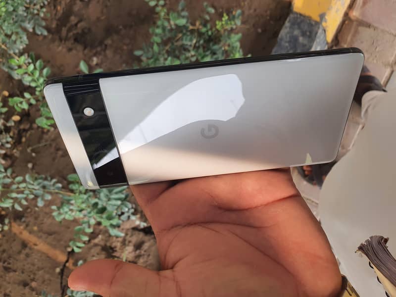 Google Pixel 6a 5