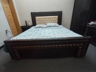 Bedset for sale with Matress (Minor repairs required)
