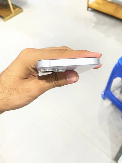 Apple iPhone 14