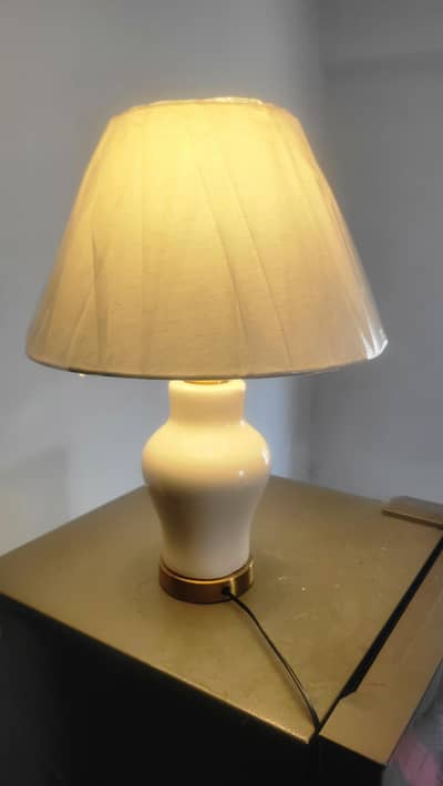Premium Ceramic Bedside Lamp with Golden Base - Brand New