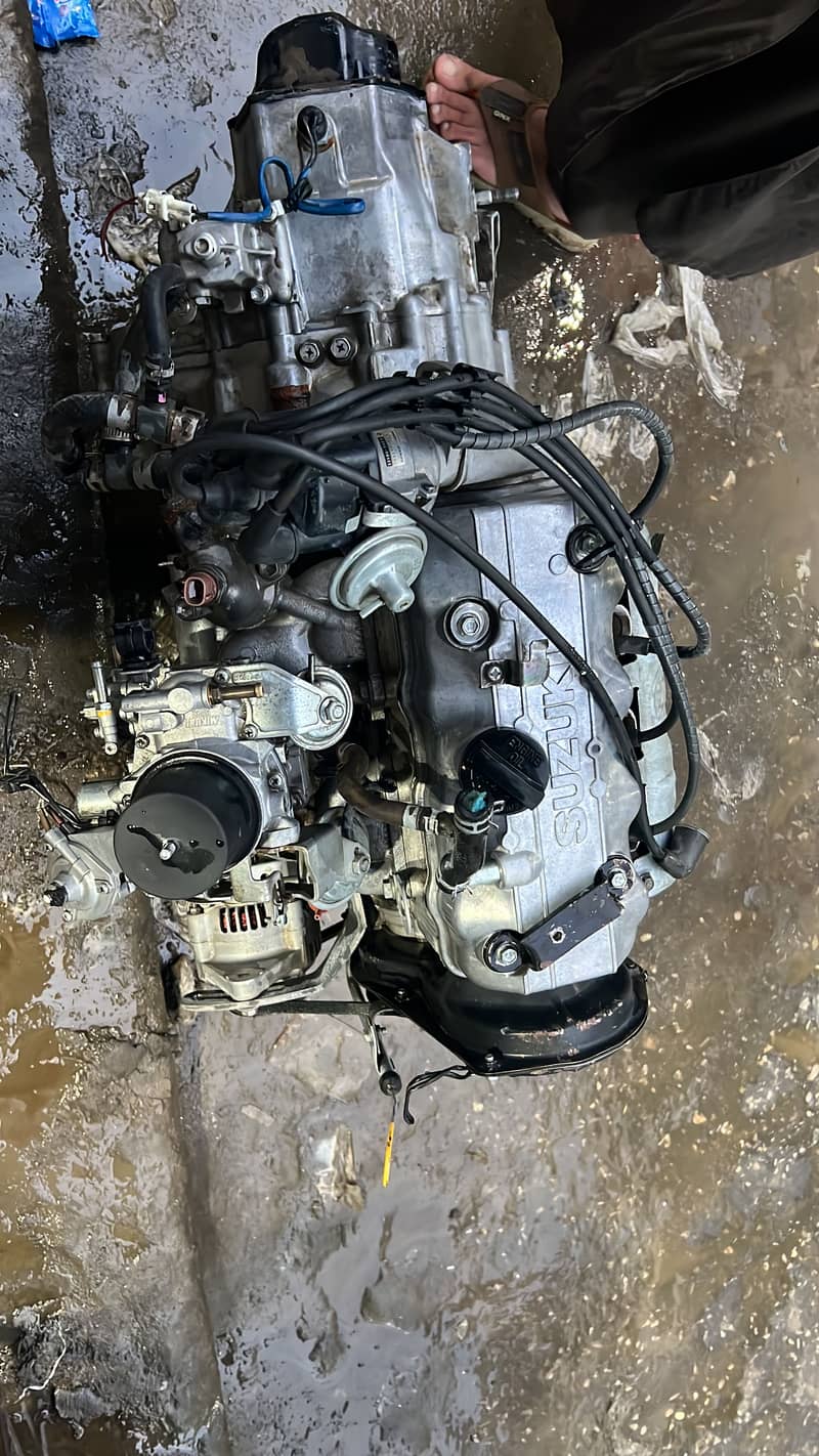 VXR 1000cc engine 2