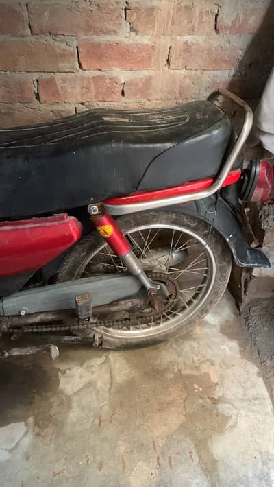 Super Asia 70 like new bike