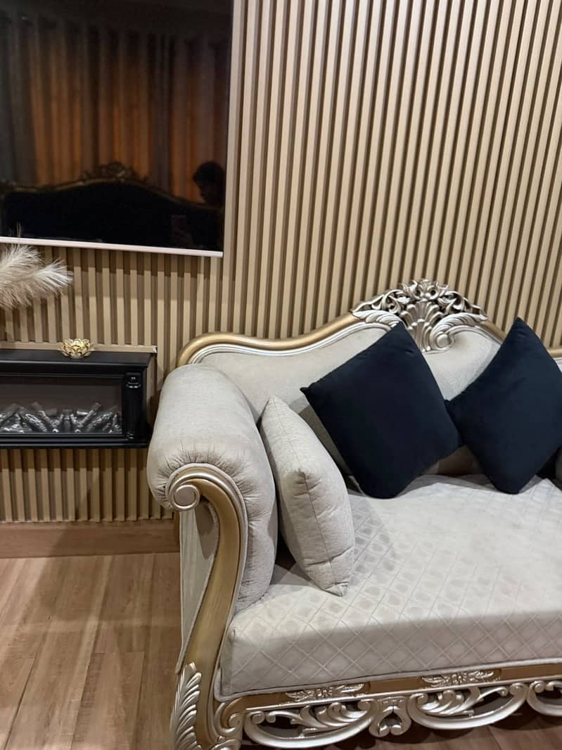 2 seater sofa 0