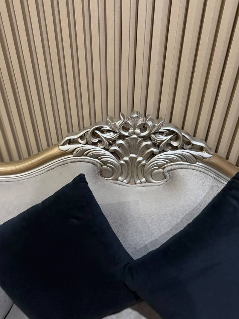 2 seater sofa 1