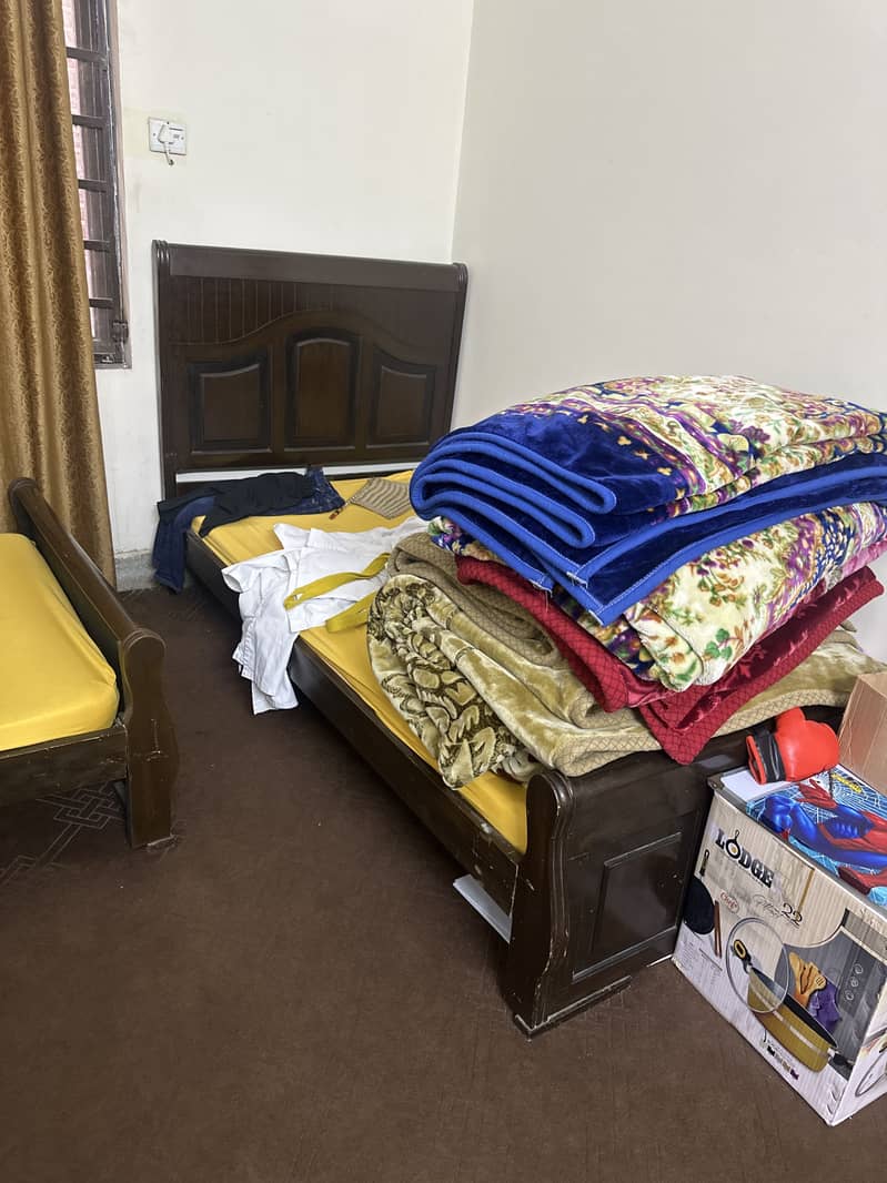 Single Bed 0