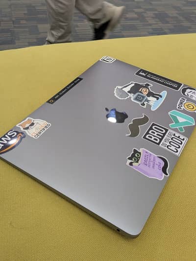 MacBook M1 Air 16GB RAM / 256GB SSD