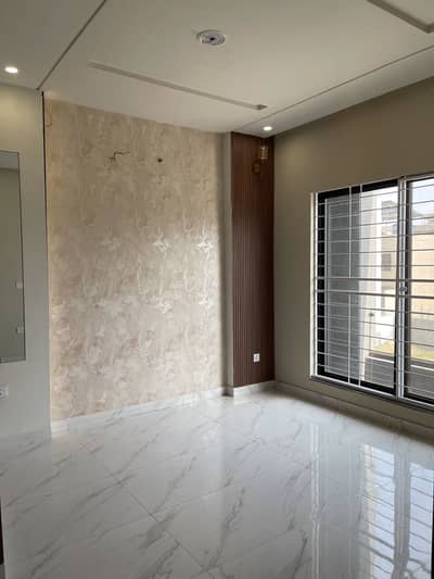 3 MARLA HOUSE FOR SALE IN UNION GREEN NEAR BY COLLEGE ROAD