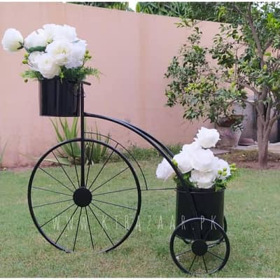 Cycle Style Planter with 2 pots ( without plants )
