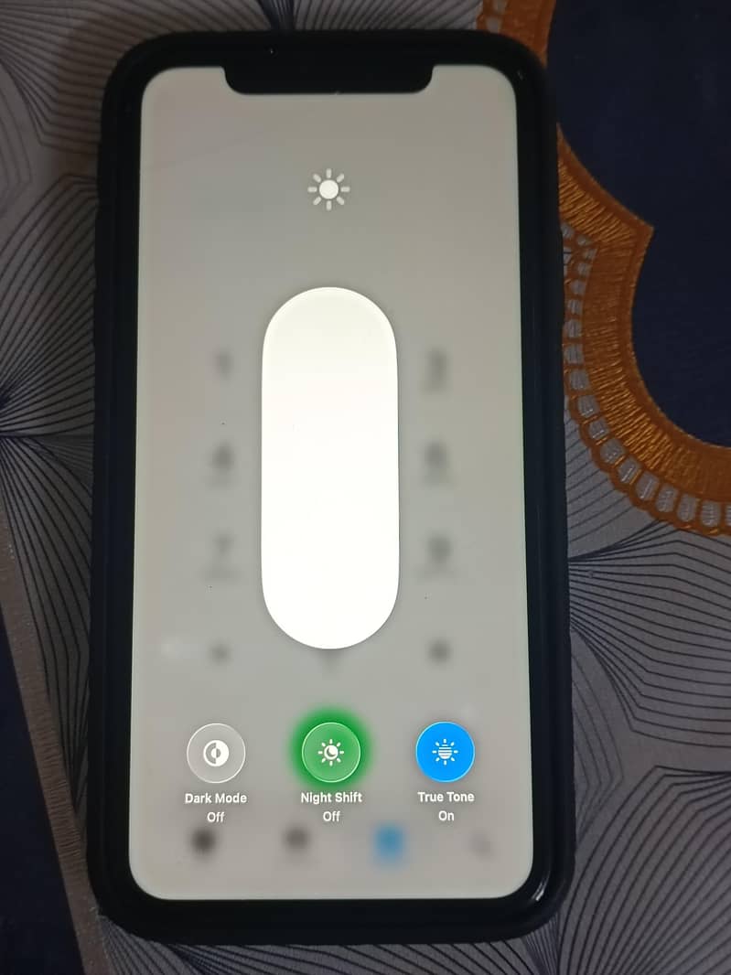 Apple iPhone 11 3
