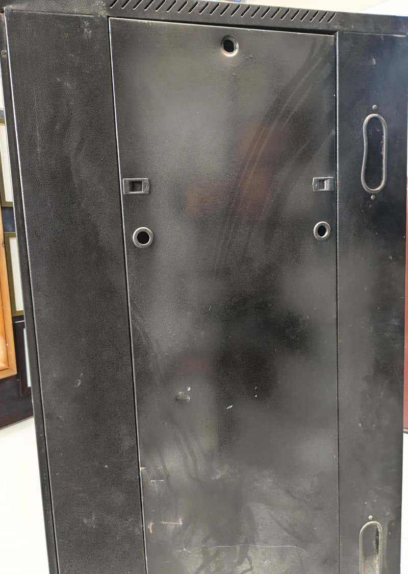 Server Rack 8