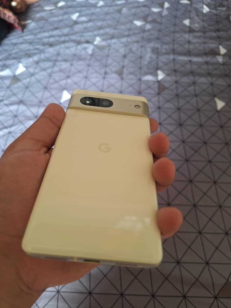 Google Pixel 7 2