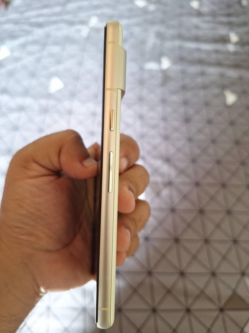 Google Pixel 7 5