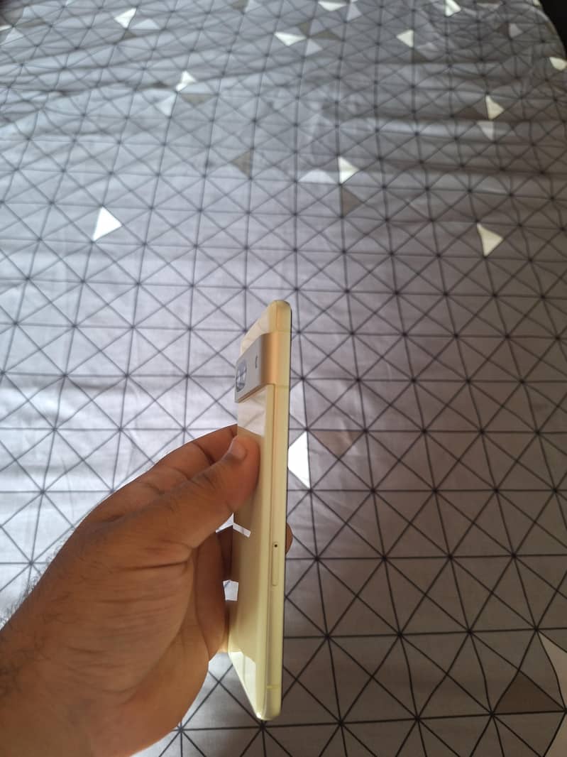 Google Pixel 7 6