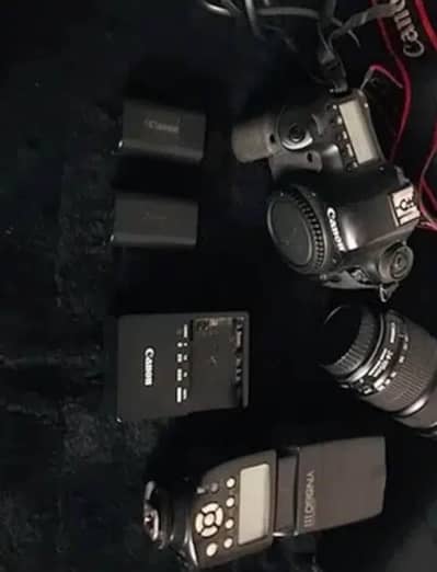 Canon 6d with 2 lens and 2 battary & flash gun