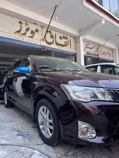 Toyota Corolla Axio 2013
