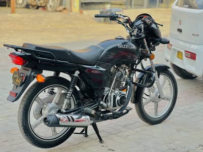 Suzuki GD110S Black Color – Neat & Clean Condition