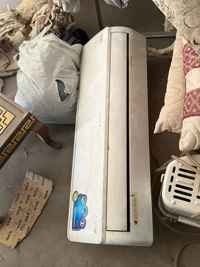Kenwood  Invertor AC 2 ton