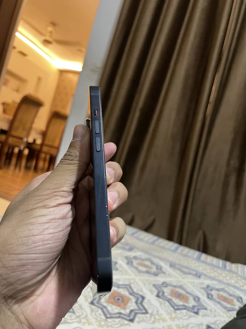 Apple iPhone 14 0