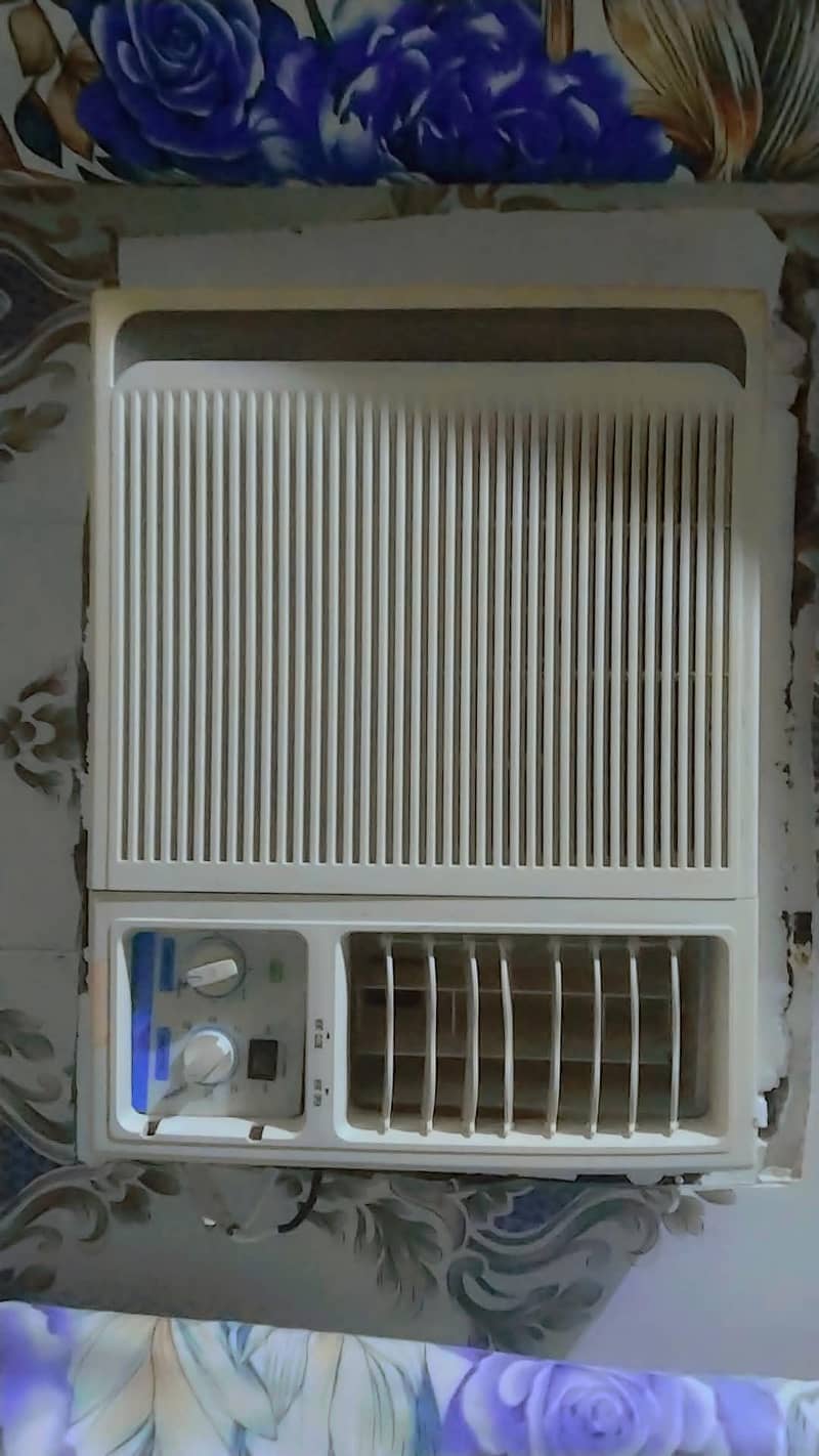 window ac 1