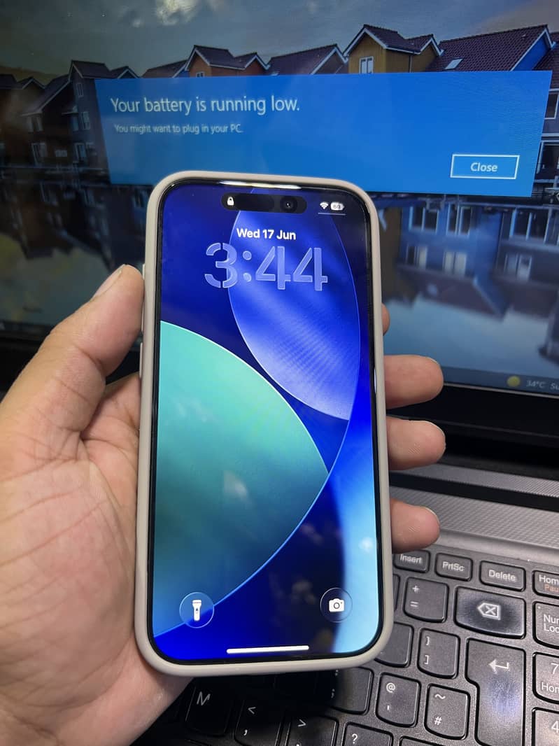 Iphone 15 pro 1