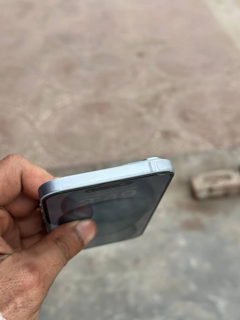 Apple iPhone 15 plus 4