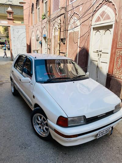 Daihatsu Charade 1987