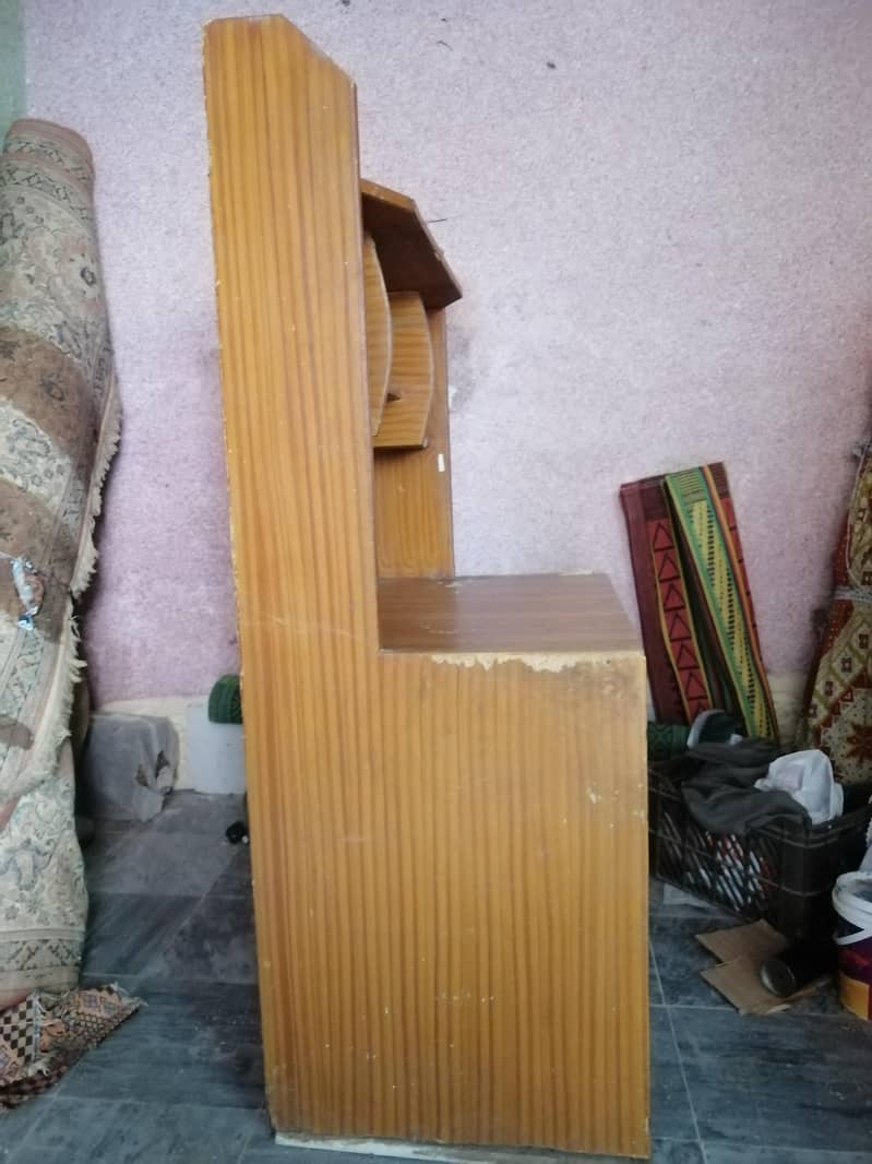 Computer Table 3