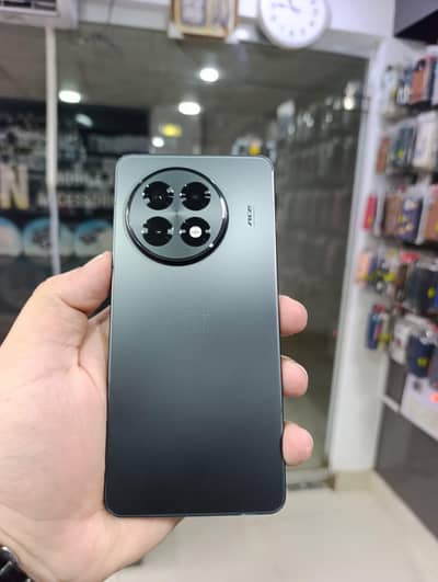One Plus 13R