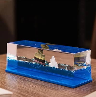 Titanic Cruise Ship Unsinkable Fluid Drip Bottle Decoration