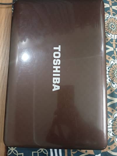 laptop 4gb\300gb  urgent sale
