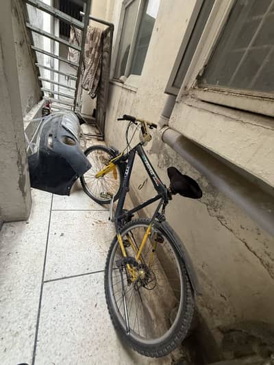 Mountain Bicycle with gears For Sale with Add on shocks