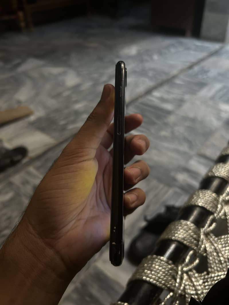 Apple iPhone 7 Plus 4