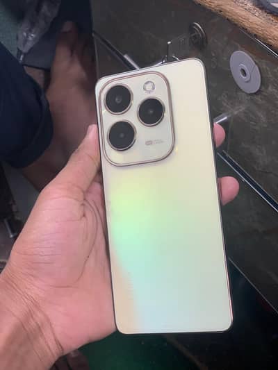 Infinix Hot 40
