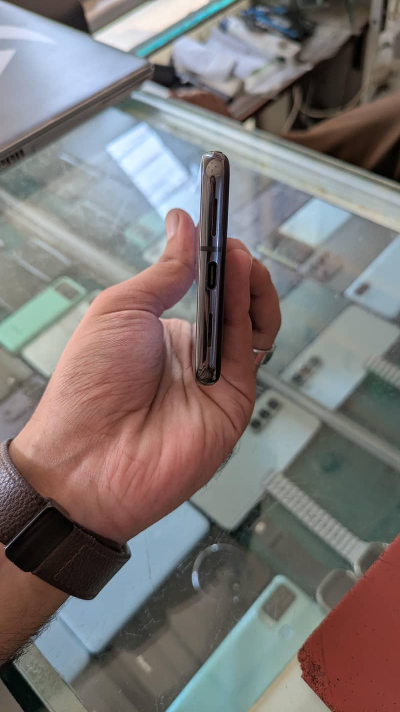 Google Pixel 8 Pro 2