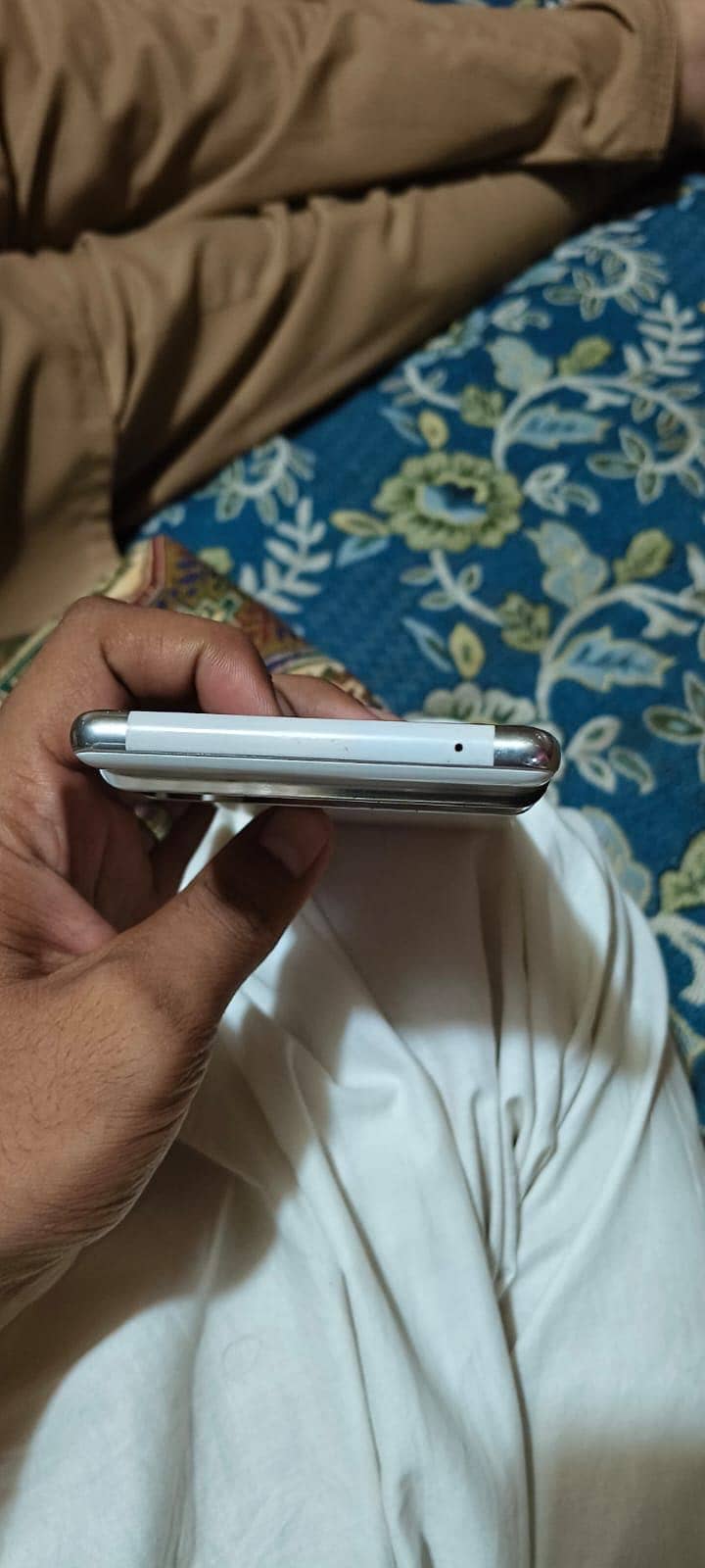 Google pixel 6 pro 4