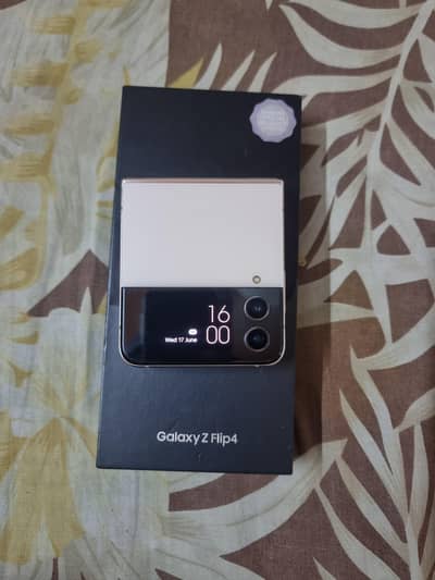 Z FLIP 4 512GB DUAL OFFICAL PTA WITH BOX ALL OK
