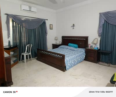 BEUTIFUL/WEL MAINTAINED PROPER 2 UNIT BANGLOW