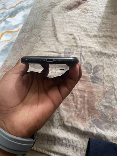 Apple iPhone XR