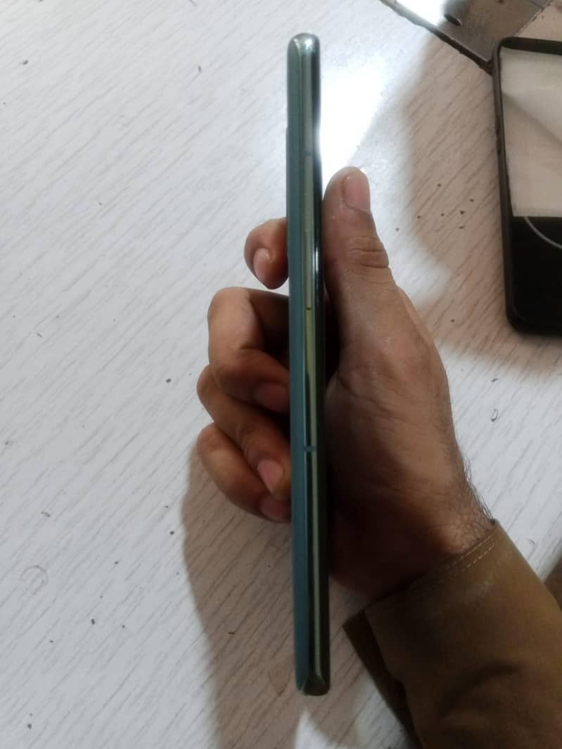 One Plus 10 Pro 7