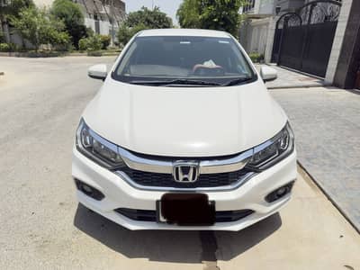 Honda City Aspire 2022 full option 1st owner 03217397569