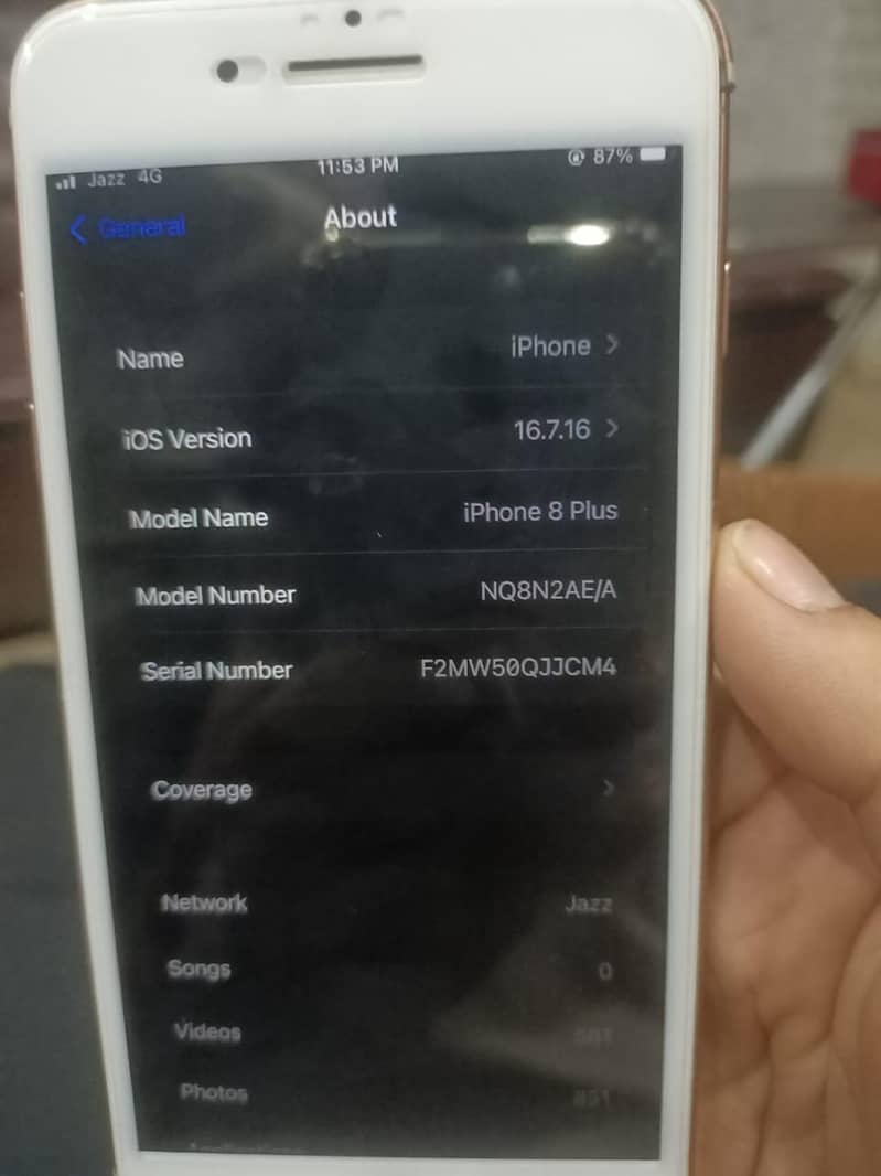 Apple iPhone 8 Plus 4