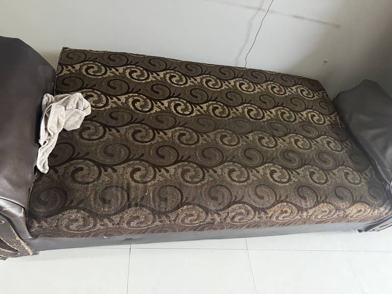 Sofa cumbed 3