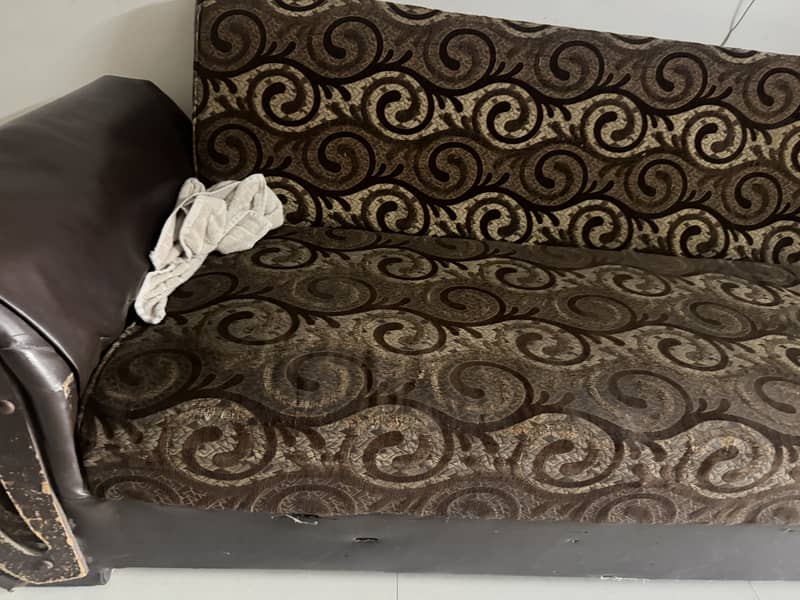 Sofa cumbed 6