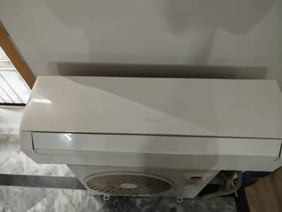 1.5 ton gree inverter ac