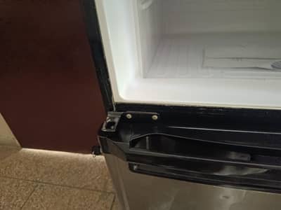 Refrigerator model ICE 470 Silver