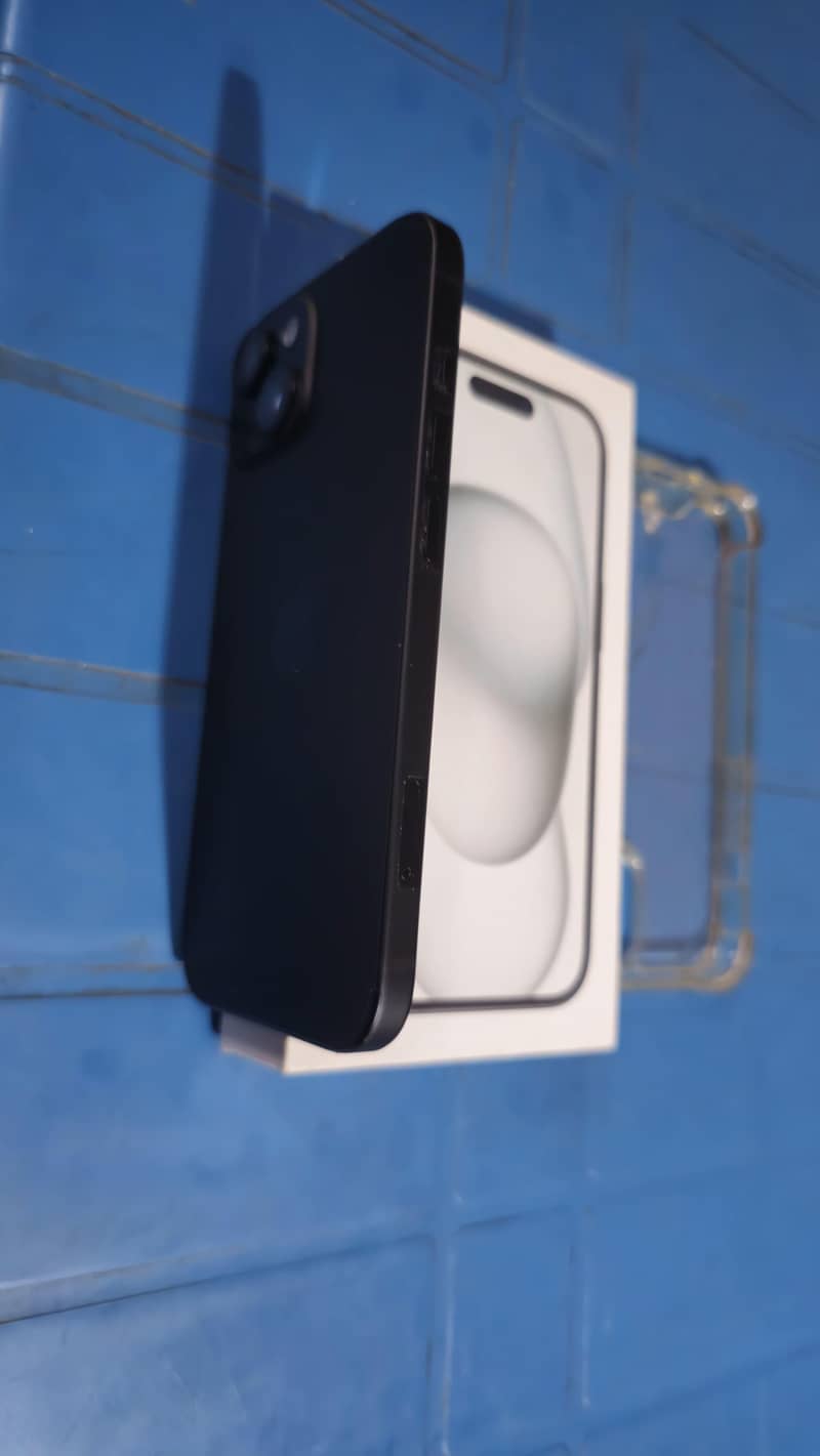 Apple Iphone 15 3